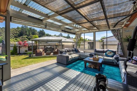 Photo of property in 6 Poppy Watts Grove, Stokes Valley, Lower Hutt, 5019