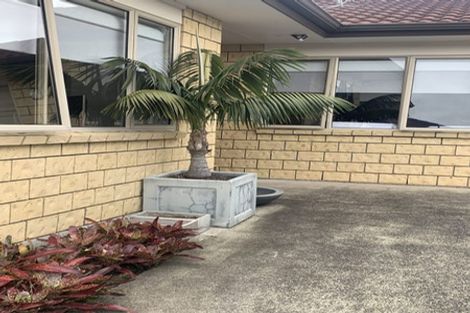 Photo of property in 11a Grainger Road, Te Atatu South, Auckland, 0610