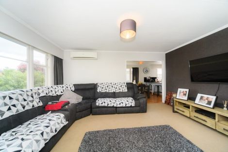 Photo of property in 6 Stephens Crescent, Highbury, Palmerston North, 4412