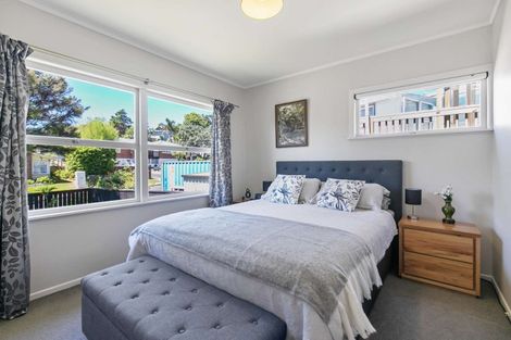 Photo of property in 63 Saffron Street, Birkdale, Auckland, 0626