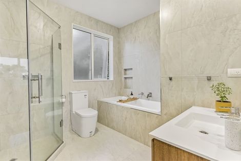 Photo of property in 19a Flavia Close, Torbay, Auckland, 0630