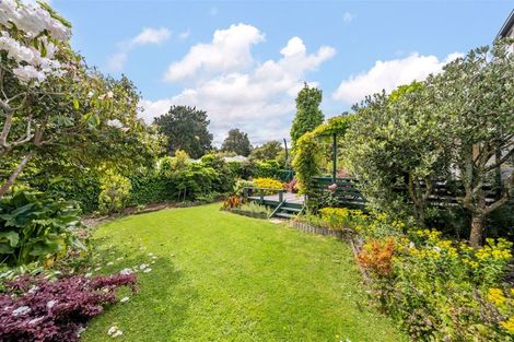 Photo of property in 31b Chatsworth Road, Silverstream, Upper Hutt, 5019