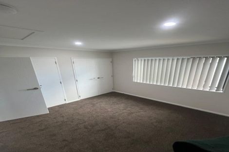 Photo of property in 83b Hutchinsons Road, Bucklands Beach, Auckland, 2014