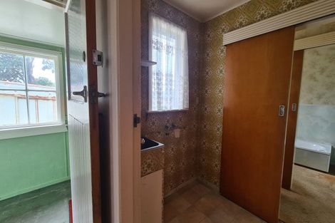 Photo of property in 12 Hickey Place, Opunake, 4616