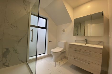 Photo of property in 1/2 Hood Street, Mount Victoria, Wellington, 6011