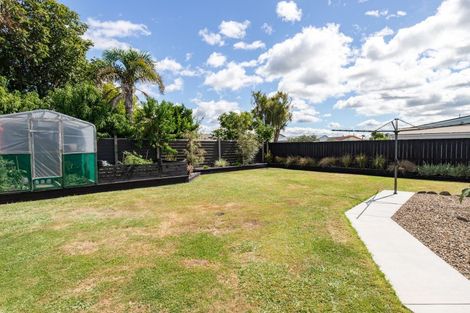 Photo of property in 20 Miller Place, Ngatea, 3503