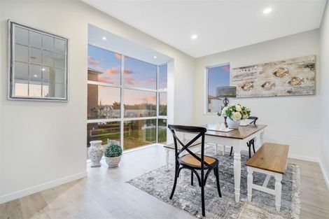 Photo of property in 15 Nephrite Lane, Henderson, Auckland, 0610