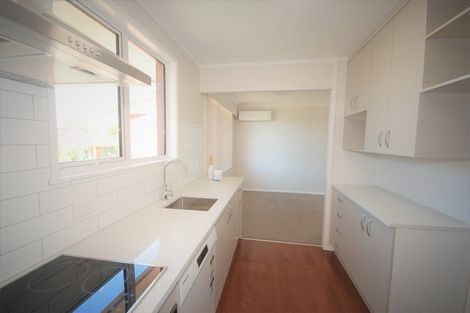 Photo of property in 1/279 Sunset Road, Sunnynook, Auckland, 0632