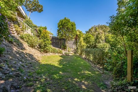 Photo of property in 76 Holborn Drive, Stokes Valley, Lower Hutt, 5019