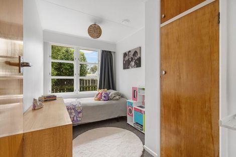 Photo of property in 12 Tawa Street, Levin, 5510