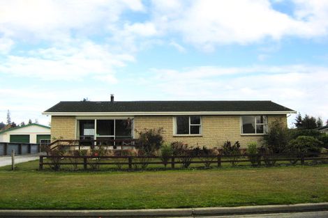 Photo of property in 22 Roseness Street, Palmerston, 9430