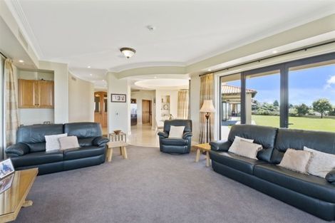 Photo of property in 70 Longhurst Terrace, Cashmere, Christchurch, 8022