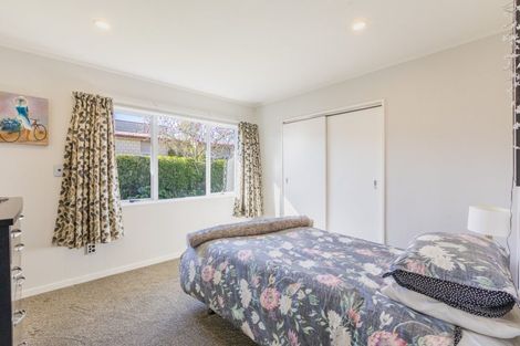 Photo of property in 14 Jervois Road, Jervoistown, Napier, 4112