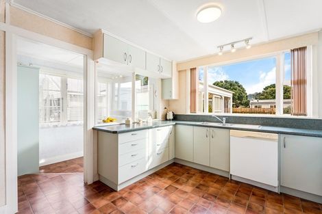 Photo of property in 4 Charleston Avenue, Boulcott, Lower Hutt, 5011