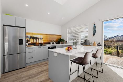 Photo of property in 86 Bridge Street, New Brighton, Christchurch, 8061