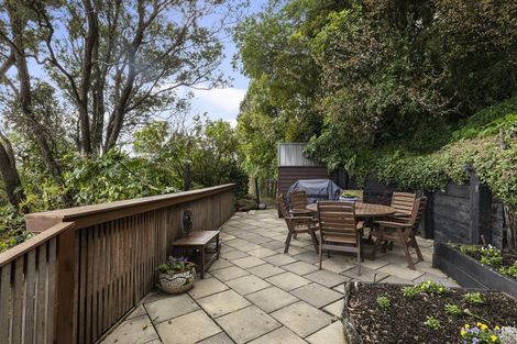 Photo of property in 12 Nikau Road, Point Howard, Lower Hutt, 5013