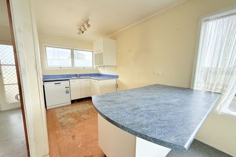Photo of property in 1/4 Illana Place, Ranui, Auckland, 0612