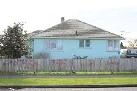 Photo of property in 11 Douglas Crescent, Fairfield, Hamilton, 3214