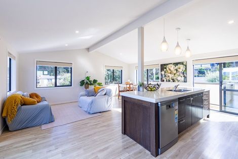 Photo of property in 63a Ocean Beach Road, Tairua, 3508