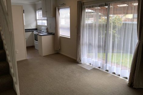 Photo of property in 1/506 Devonport Road, Tauranga South, Tauranga, 3112