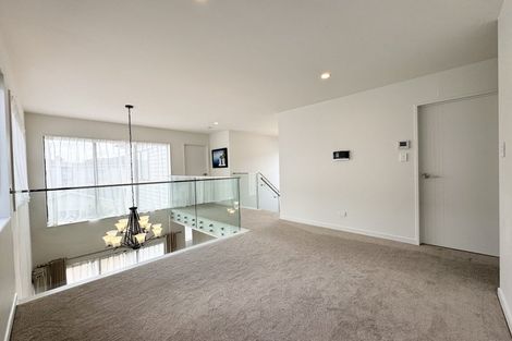 Photo of property in 36 Greenfinch Road, Hobsonville, Auckland, 0616