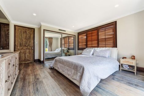 Photo of property in 52c Warman Road, Okura, Albany, 0792