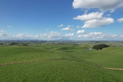 Photo of property in 177 Rehutai Road, Baylys Beach, 0377