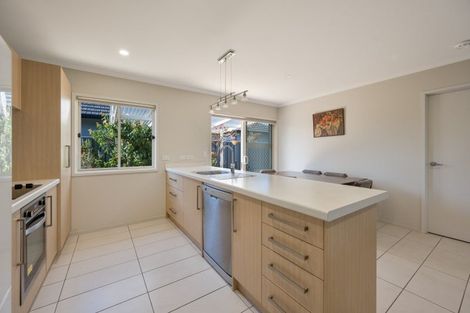 Photo of property in 66 Orotu Drive, Poraiti, Napier, 4112