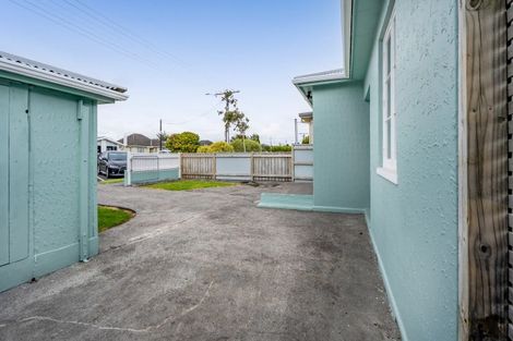 Photo of property in 19a Grey Street, Waitara, 4320