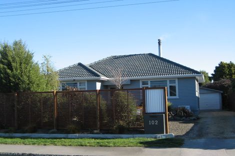 Photo of property in 102 Palmers Road, New Brighton, Christchurch, 8083