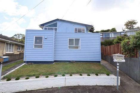 Photo of property in 3 Bella Grove, Naenae, Lower Hutt, 5011