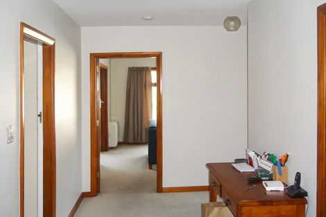Photo of property in 128 Ilam Road, Ilam, Christchurch, 8041