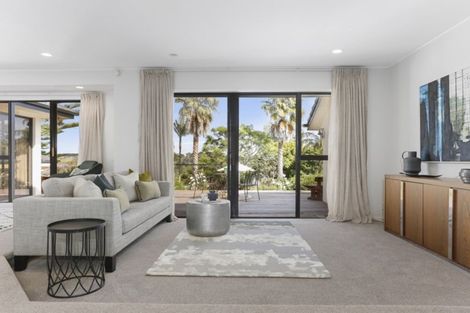 Photo of property in 30 Potts Road, Whitford, Howick, 2571