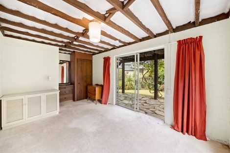 Photo of property in 18 Hunter Crescent, Wanaka, 9305