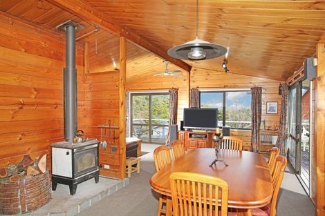 Photo of property in 3 Cantua Close, Totara Heights, Auckland, 2105