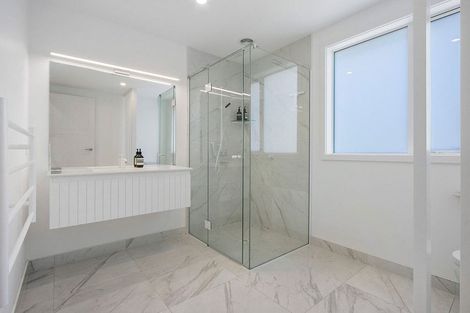 Photo of property in 2 Goldstone Place, Omokoroa, 3114