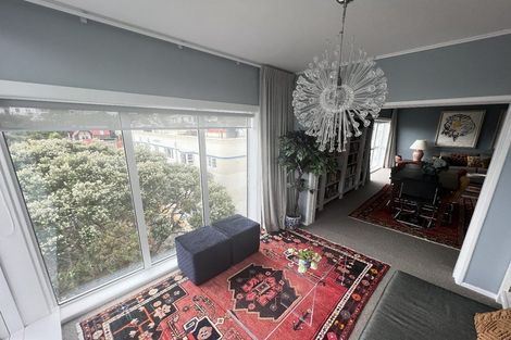 Photo of property in Kingsgate Flats, 10 Austin Street, Mount Victoria, Wellington, 6011