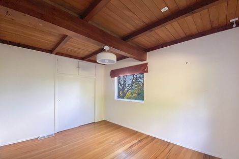 Photo of property in 221 Titirangi Road, Titirangi, Auckland, 0604