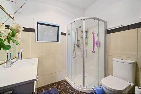 Photo of property in 20 Hungerford Road, Lyall Bay, Wellington, 6022