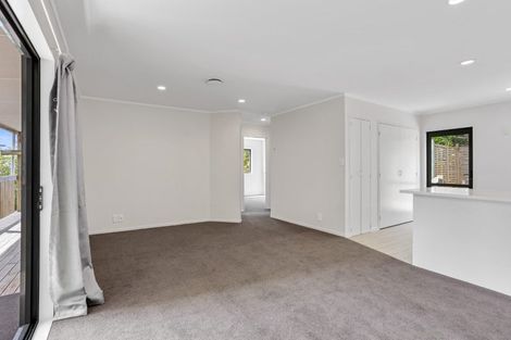 Photo of property in 17 Keegan Drive, Massey, Auckland, 0614