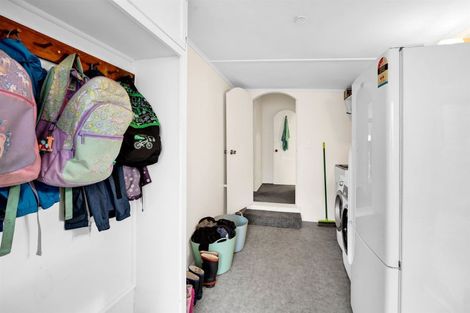 Photo of property in 45 Iredale Road, Hawera, 4610