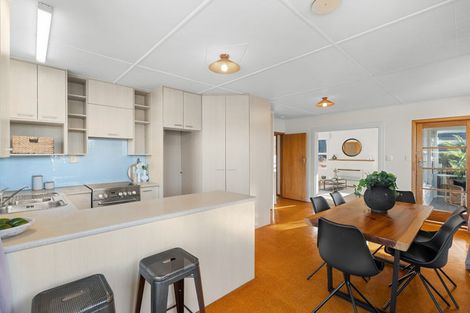 Photo of property in 43 Whitby Street, Burnside, Christchurch, 8053