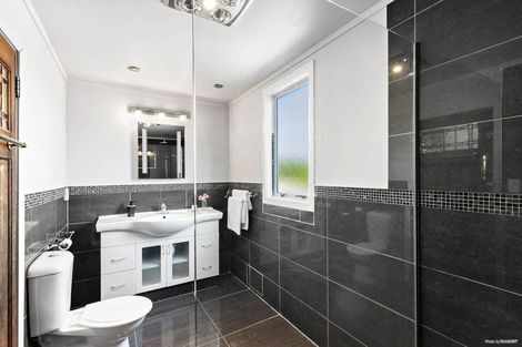 Photo of property in 1/164 Rathgar Road, Henderson, Auckland, 0610