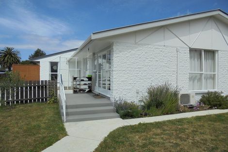 Photo of property in 1/38 Peer Street, Upper Riccarton, Christchurch, 8041