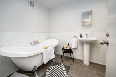 Photo of property in 65 Brandon Street, Featherston, 5710