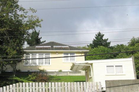 Photo of property in 5 Delaney Drive, Stokes Valley, Lower Hutt, 5019