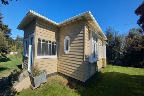 Photo of property in 135 Birchwood Road, Ohai, 9635