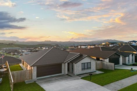 Photo of property in 9 Leathem Crescent, Pokeno, 2402