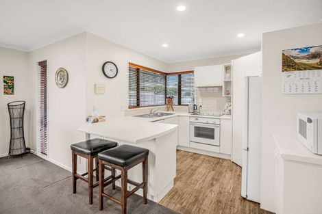 Photo of property in 2/126 Halswell Road, Hillmorton, Christchurch, 8025