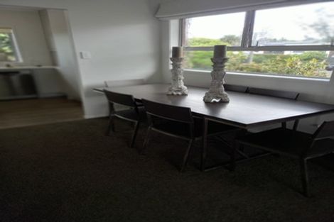 Photo of property in 1/14 Frieston Road, Milford, Auckland, 0620